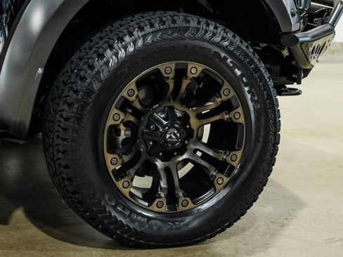 Used 2018 Ford F150 Raptor w/ Equipment Group 802A Luxury AWD/4WD image 24