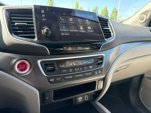 Used 2021 Honda Pilot EX-L image 17