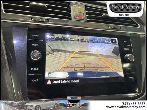 Used 2023 Volkswagen Tiguan SE AWD/4WD image 20