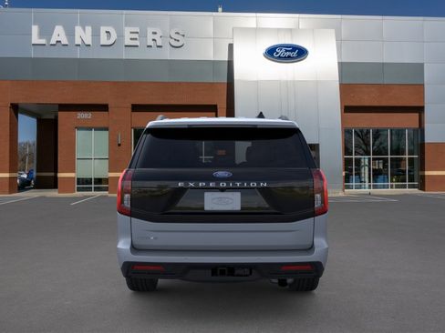 New 2026 Ford Expedition Active AWD/4WD image 5