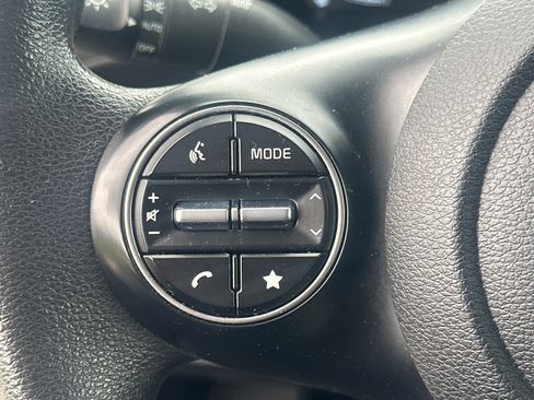 Used 2023 Kia Soul LX w/ LX Technology Package FWD image 24