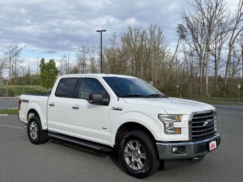 Used 2017 Ford F150 XLT w/ Equipment Group 301A Mid image 8
