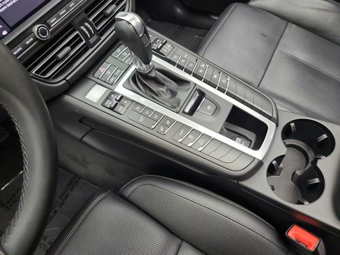 Used 2021 Porsche Macan S AWD/4WD image 11