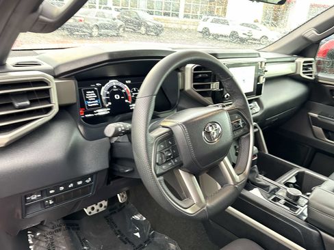 Used 2026 Toyota Sequoia SR5 w/ TRD Off-Road Package AWD/4WD image 10