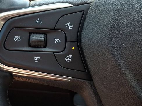 Used 2024 Chevrolet Trax ACTIV w/ Sunroof Package FWD image 27