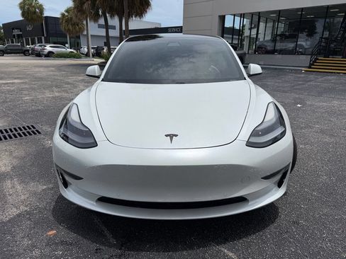Used 2021 Tesla Model 3 Standard Range Plus RWD image 2
