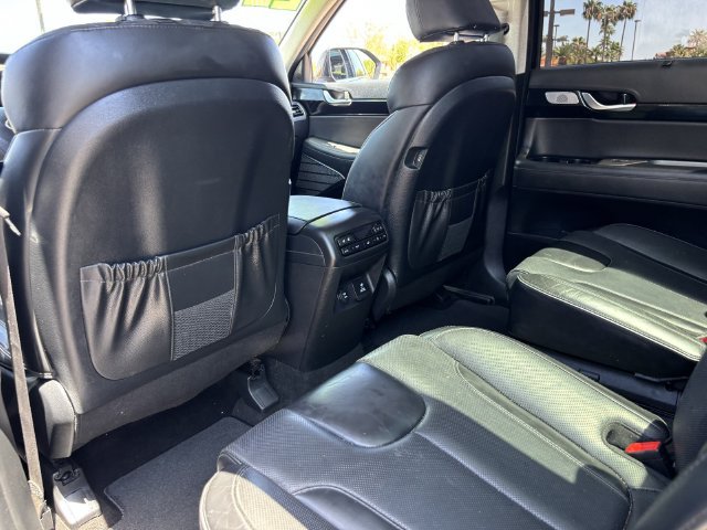 Used 2022 Hyundai Palisade Limited AWD/4WD image 16