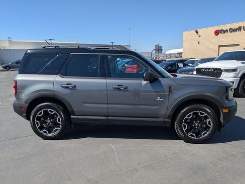 Used 2025 Ford Bronco Sport Outer Banks AWD/4WD image 2