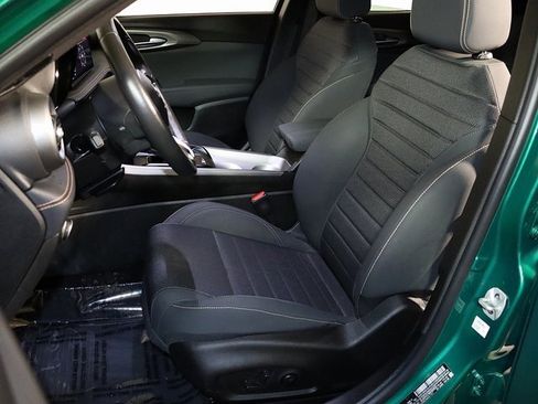 Used 2024 Alfa Romeo Tonale Ti image 4