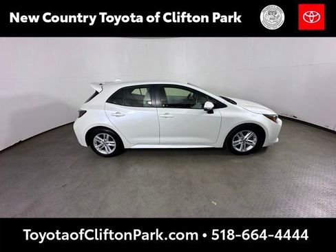 Used 2019 Toyota Corolla SE w/ SE Option Package FWD image 2