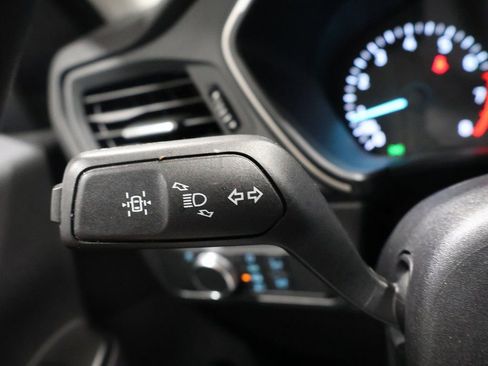 Used 2022 Ford Escape SE image 41