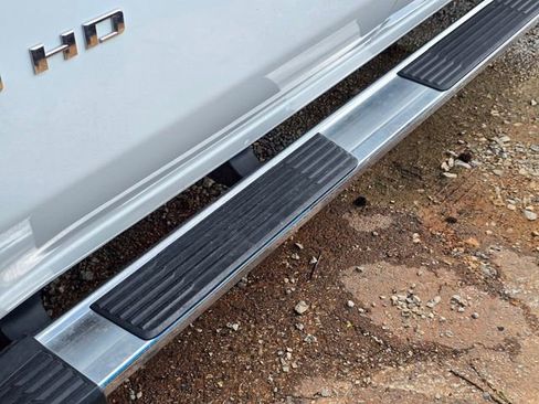 Used 2024 Chevrolet Silverado 2500 LTZ AWD/4WD image 6