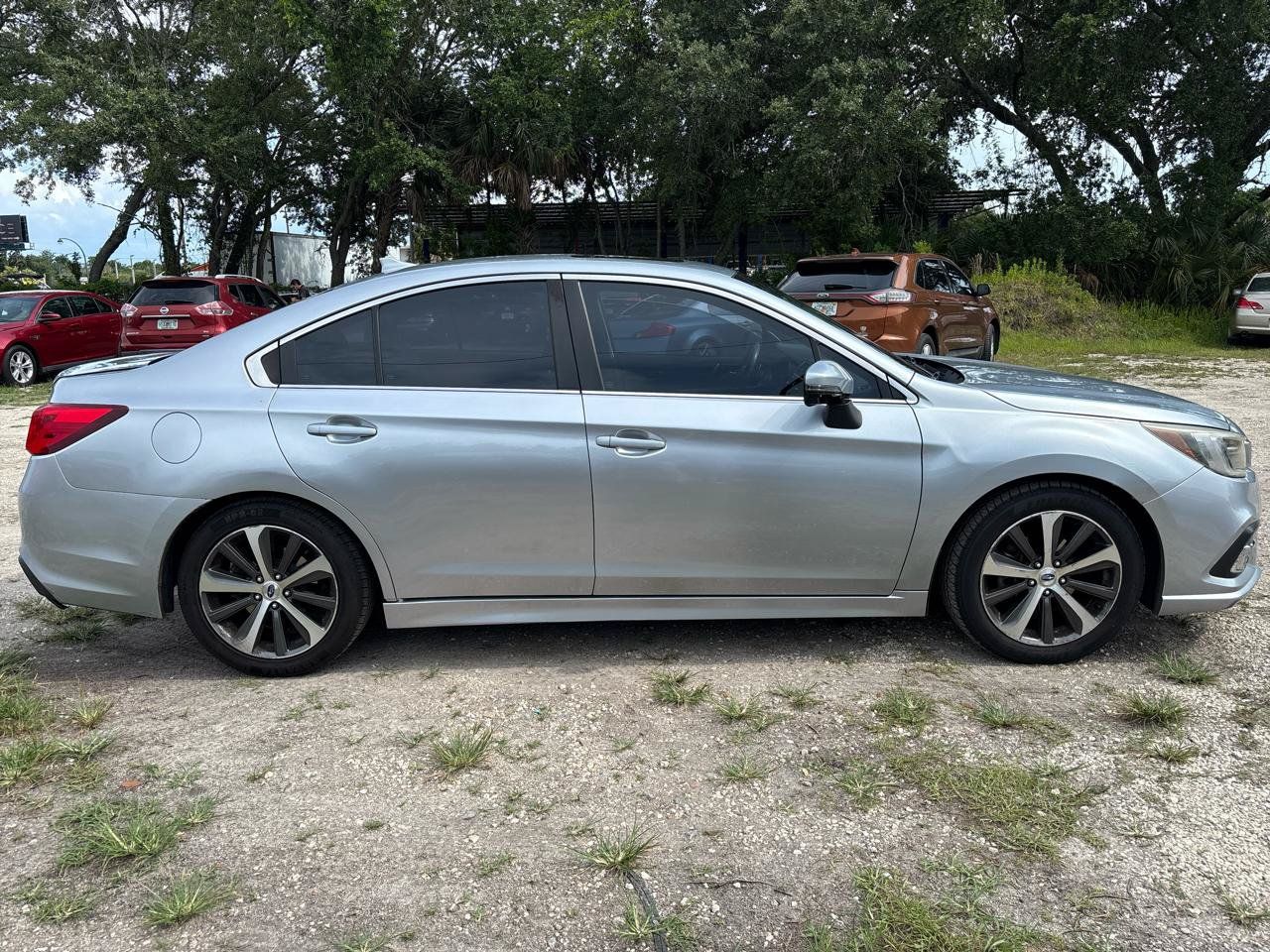 Used 2019 Subaru Legacy 2.5i Limited AWD/4WD image 2