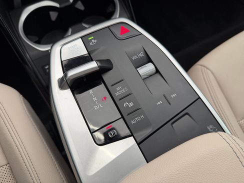 Certified 2023 BMW X1 xDrive28i w/ Premium Package image 19