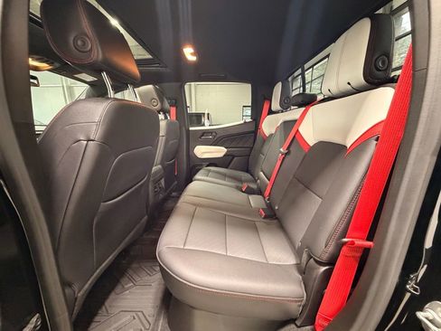 Used 2024 GMC Canyon AT4X image 19