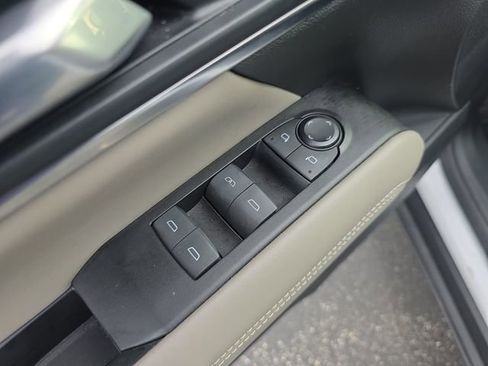 Certified 2025 GMC Terrain Elevation AWD/4WD image 14