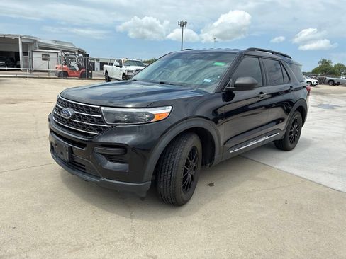 Used 2022 Ford Explorer XLT RWD image 7