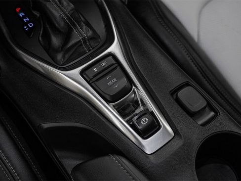Used 2022 Chevrolet Camaro LT image 26