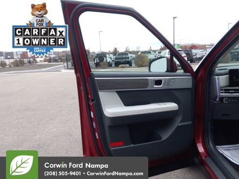 Used 2025 Hyundai Santa Fe Limited image 10