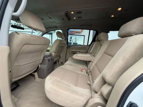 Used 2011 Nissan Armada SV image 57