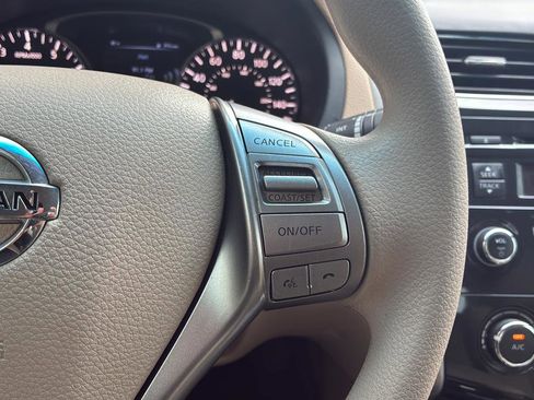 Used 2015 Nissan Altima 2.5 S w/ Power Driver Seat Package FWD image 32