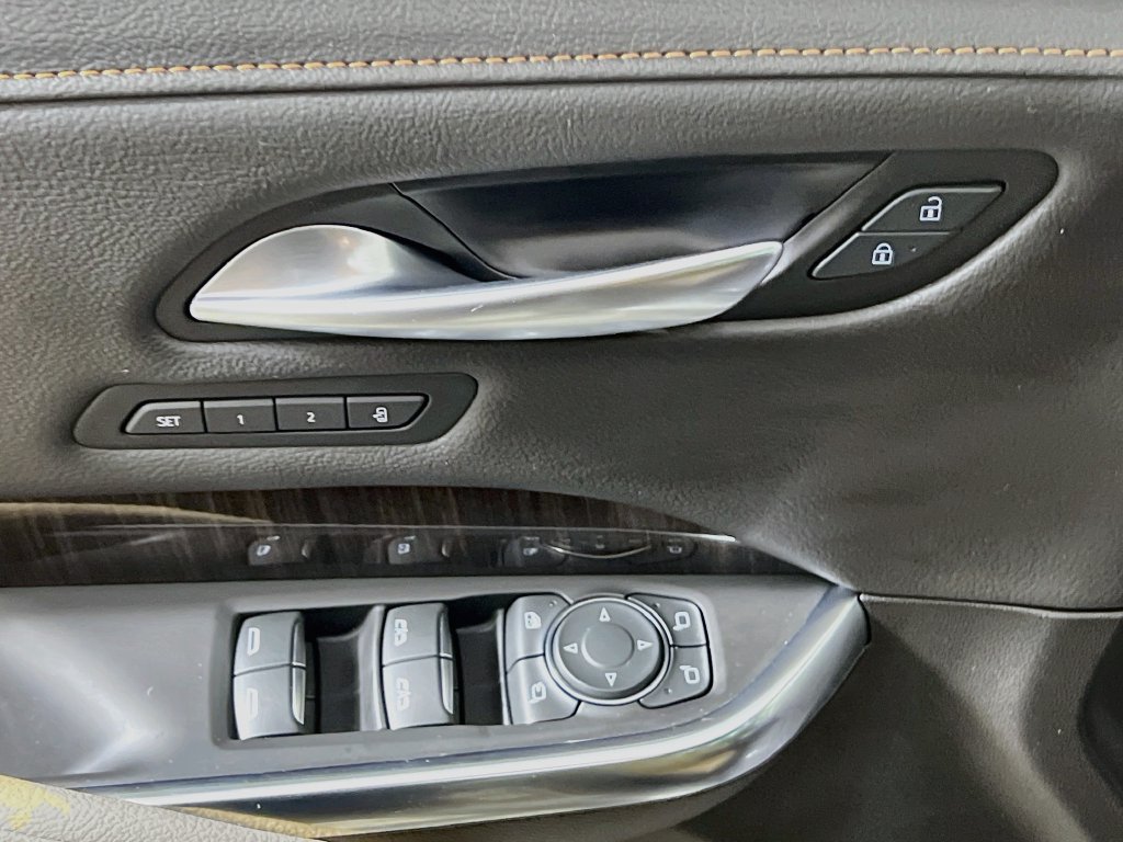 Used 2024 Cadillac XT4 Premium Luxury w/ Technology Package FWD image 14