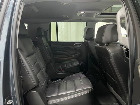 Used 2020 GMC Yukon XL Denali w/ Open Road Package image 32
