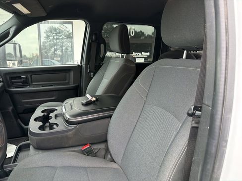 Used 2024 RAM 2500 Tradesman w/ Chrome Appearance Group image 2