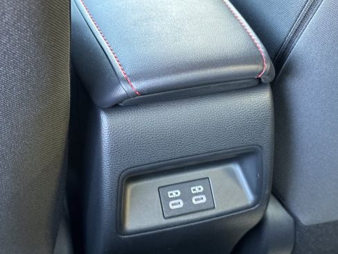 Certified 2024 Toyota Corolla SE image 17