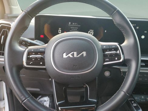Used 2024 Kia Sorento S AWD/4WD image 18