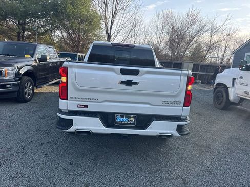 Used 2024 Chevrolet Silverado 1500 High Country w/ High Country Premium Package image 6