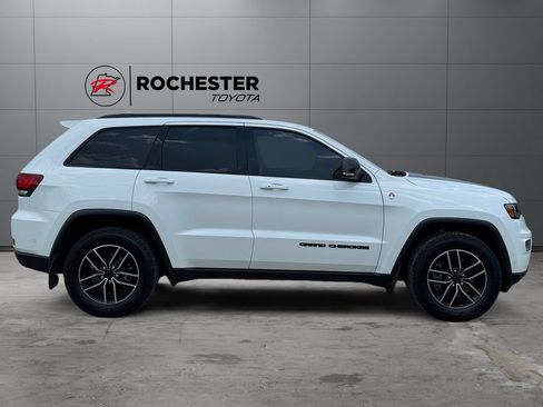 Used 2019 Jeep Grand Cherokee Trailhawk AWD/4WD image 6