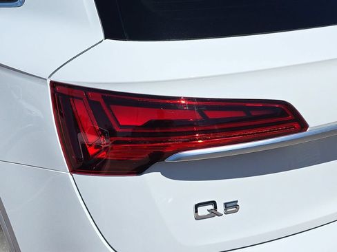 Used 2023 Audi Q5 2.0T Premium Plus w/ Premium Plus Package AWD/4WD image 37
