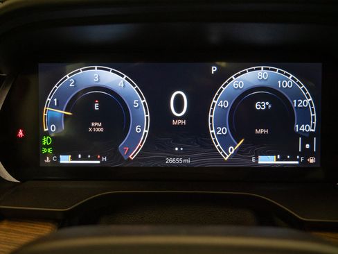 Used 2021 Jeep Grand Cherokee L Summit w/ Luxury Tech Group V AWD/4WD image 9