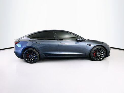 Used 2022 Tesla Model 3 Performance image 10