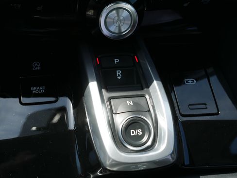 Certified 2024 Acura MDX SH-AWD w/ Technology Package image 24