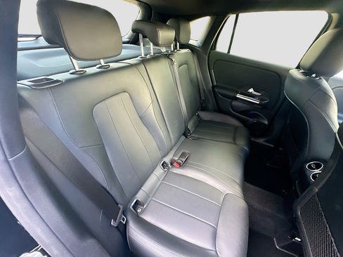 Used 2023 Mercedes-Benz GLA 250 4MATIC image 29