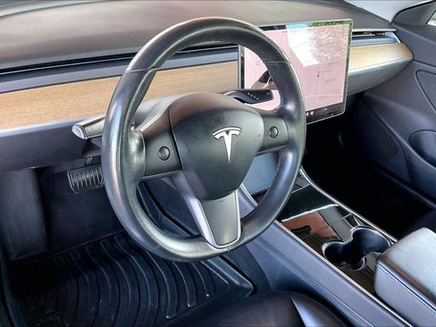 Used 2018 Tesla Model 3 Long Range AWD/4WD image 14