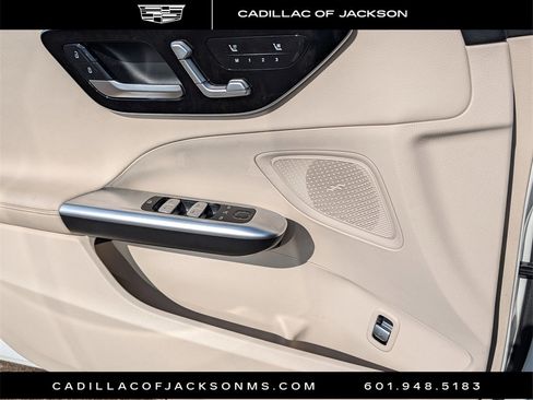 Used 2022 Mercedes-Benz C 300 Sedan image 19