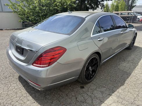 Used 2015 Mercedes-Benz S 550 Sedan image 4