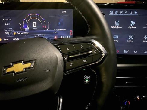 Certified 2025 Chevrolet Traverse LT image 23