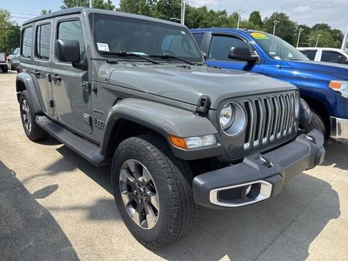 Used 2020 Jeep Wrangler Unlimited Sahara AWD/4WD image 10