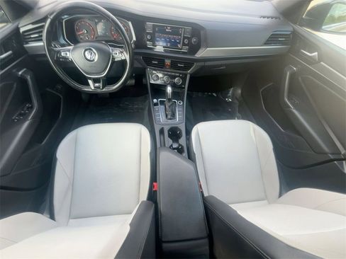 Used 2021 Volkswagen Jetta R-Line w/ R-Line Cold Weather Package image 28