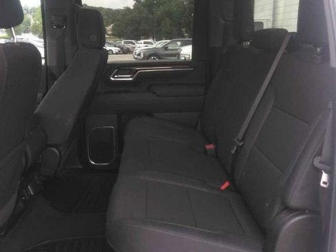 Used 2025 Chevrolet Silverado 3500 LT w/ Safety Package AWD/4WD image 6