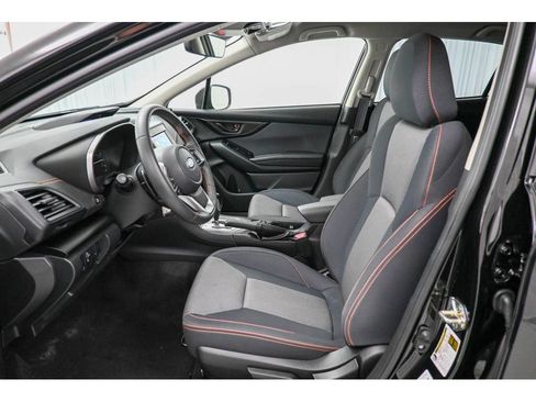 Used 2022 Subaru Crosstrek 2.0i Premium image 10