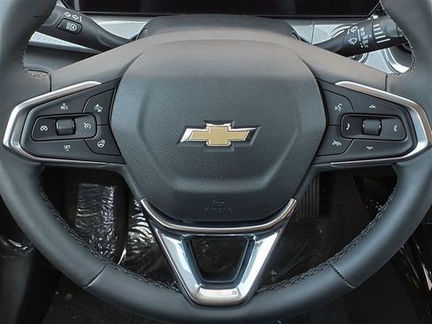 New 2026 Chevrolet Trax LT w/ LT Convenience Package FWD image 14