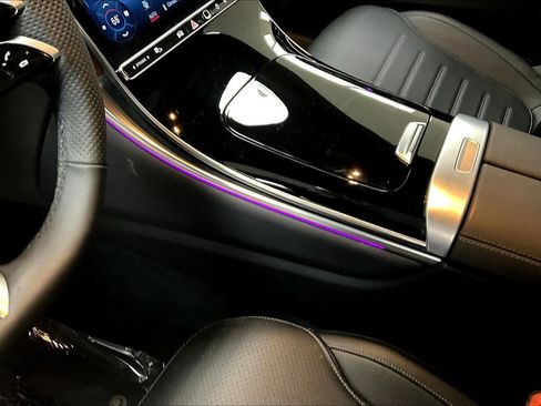 Used 2023 Mercedes-Benz GLC 300 4MATIC image 17