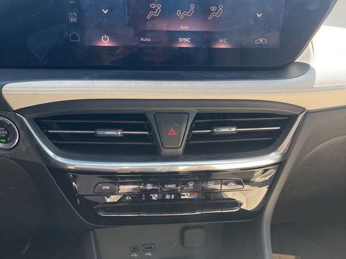 Used 2024 Buick Encore GX Avenir w/ Avenir Convenience Package AWD/4WD image 20