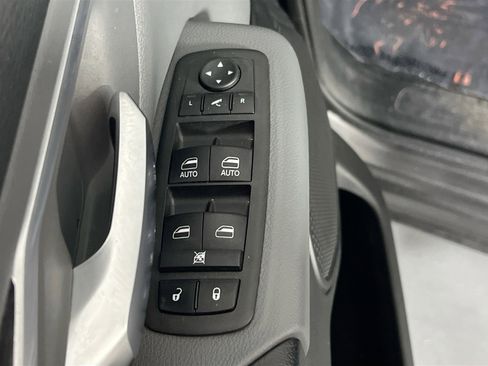 Used 2022 RAM 1500 Big Horn image 18