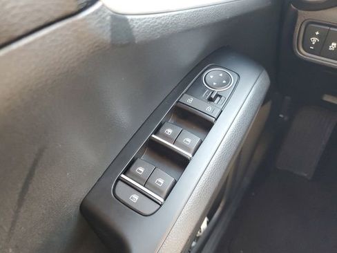 Certified 2025 Kia Soul LX image 27